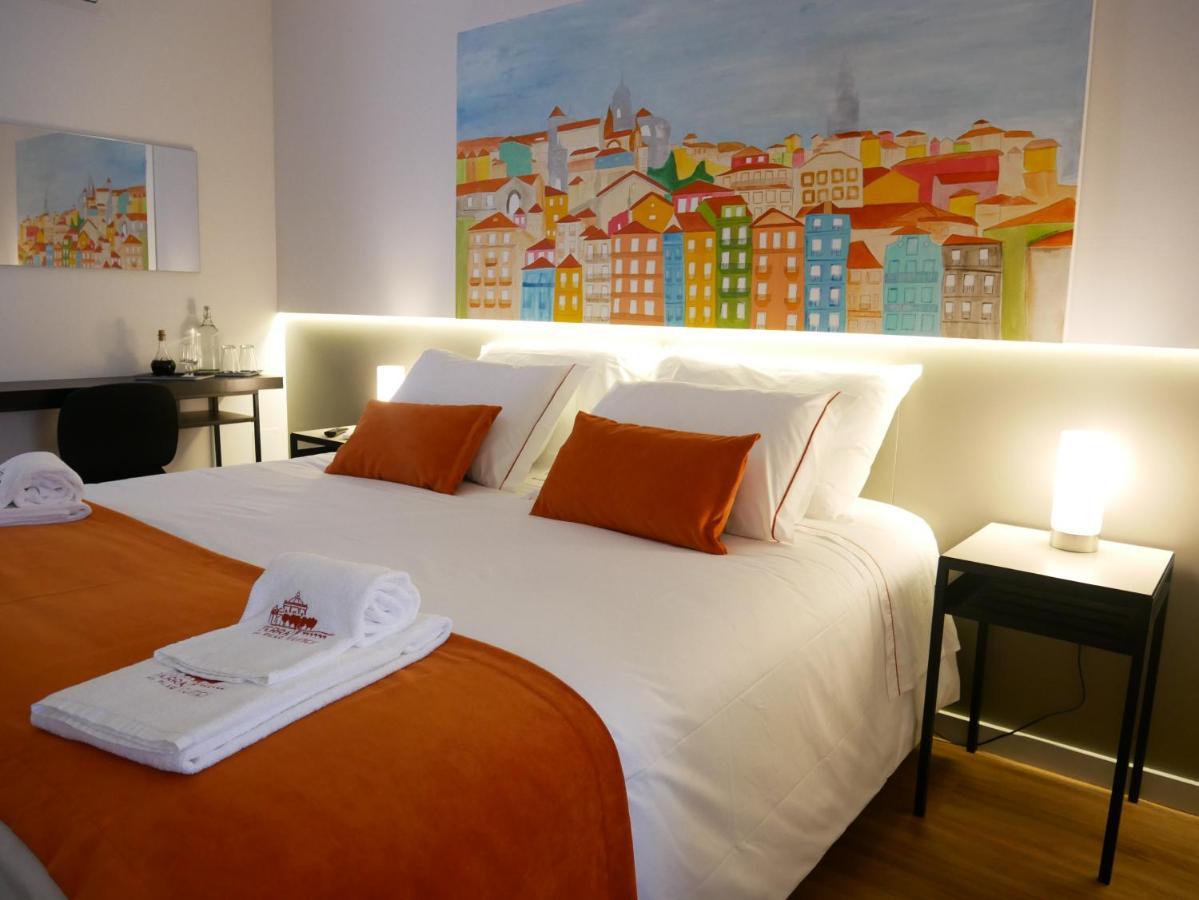 וילה נובה דה גאיה Serra Do Pilar Porto Suites מראה חיצוני תמונה