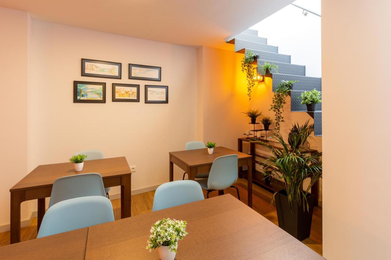 וילה נובה דה גאיה Serra Do Pilar Porto Suites מראה חיצוני תמונה