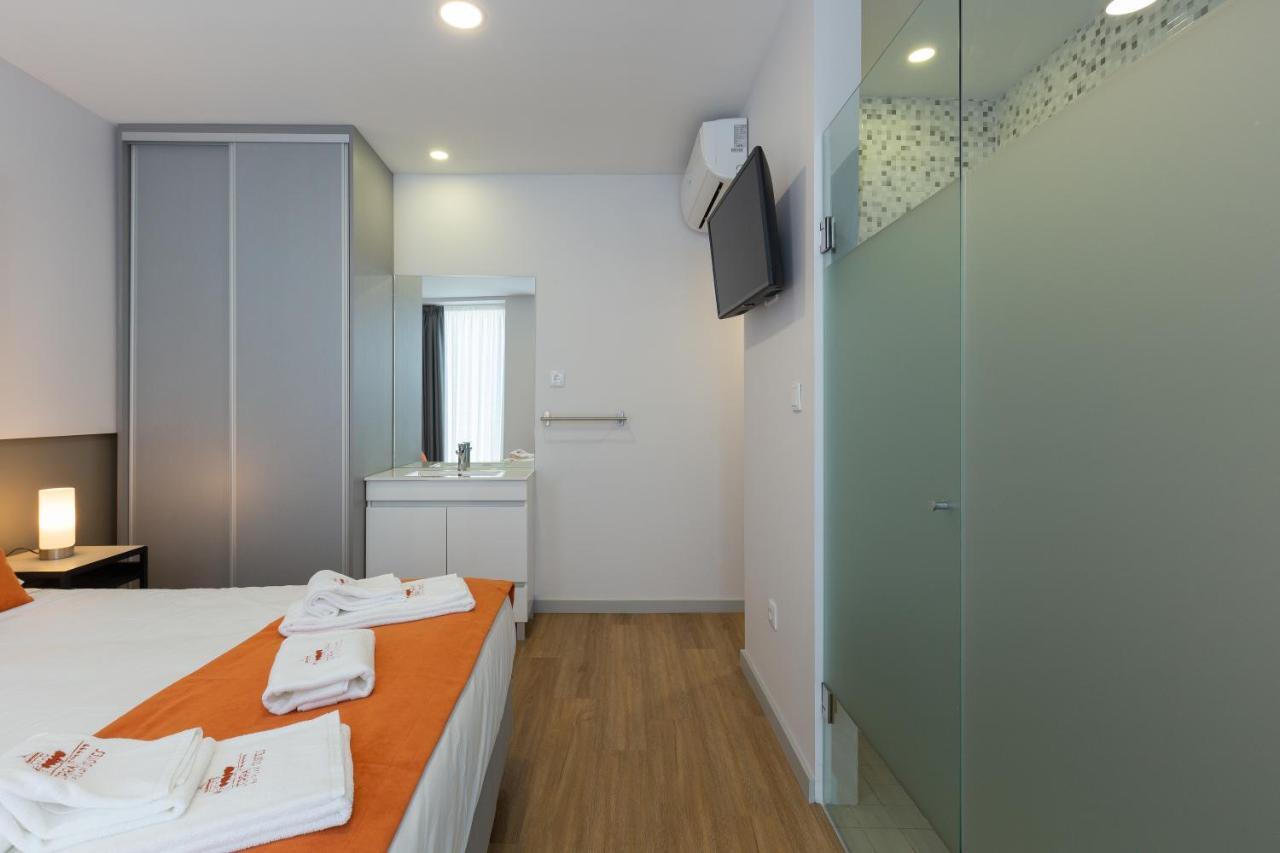 וילה נובה דה גאיה Serra Do Pilar Porto Suites מראה חיצוני תמונה